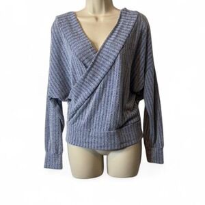 Double V Neck Wrap Top‎